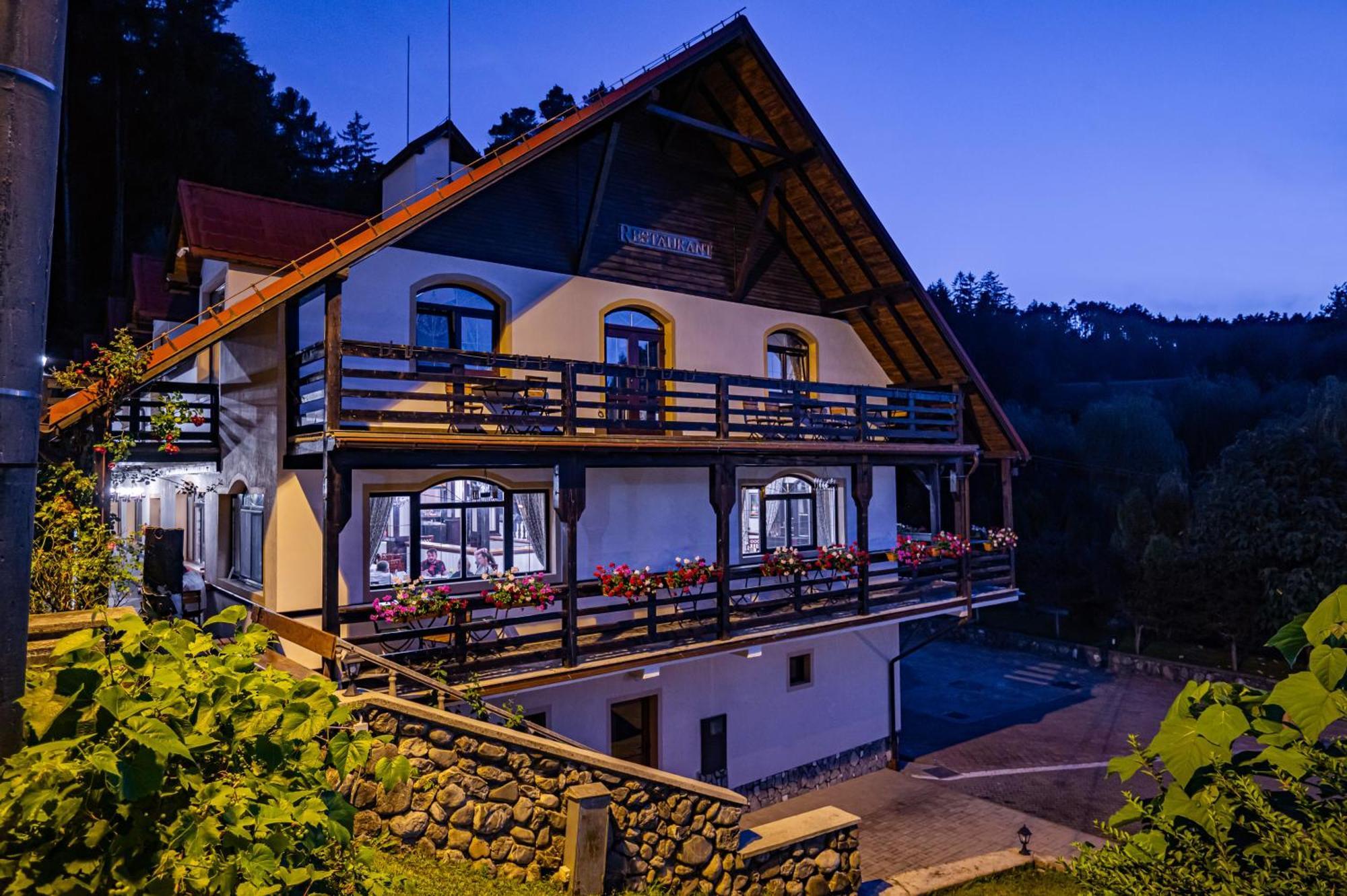 Q Chalet Sacele Bagian luar foto